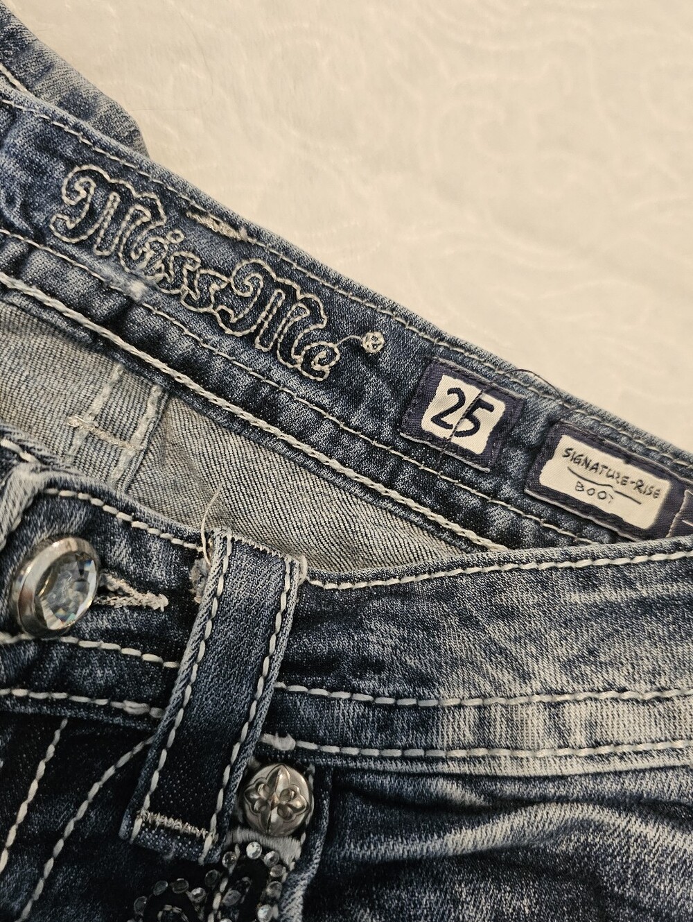 Miss Me Women's Bootcut Jeans Size 25 Embellished Bling Lace Flap Pockets Y2K - Picture 5 of 9